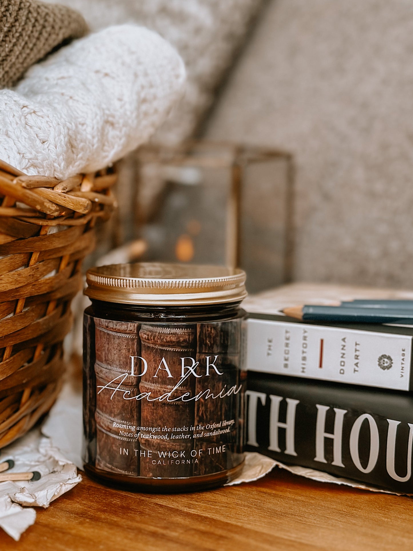 Dark Academia Candle 9 oz