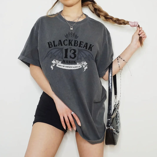Manon Blackbeak Tee